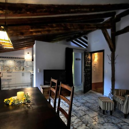 דירות La Casa Grande De Albarracín מראה חיצוני תמונה