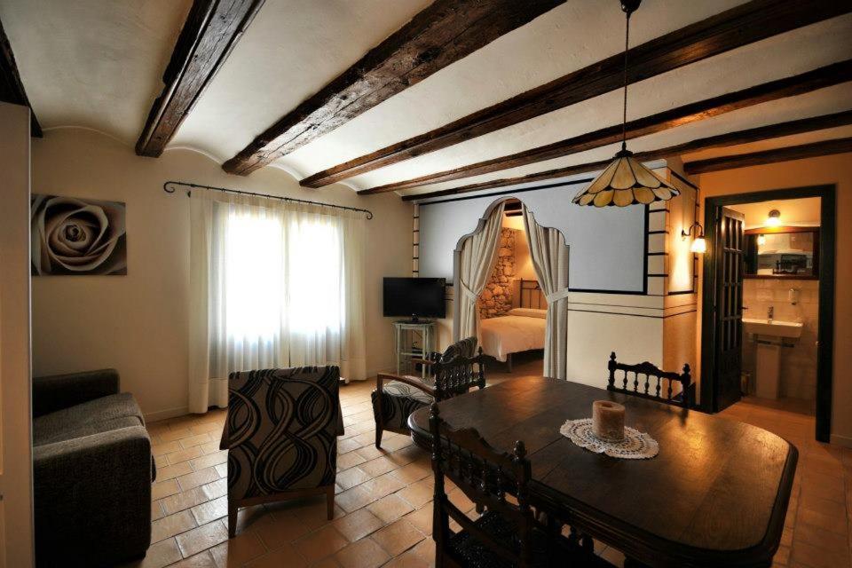 דירות La Casa Grande De Albarracín מראה חיצוני תמונה