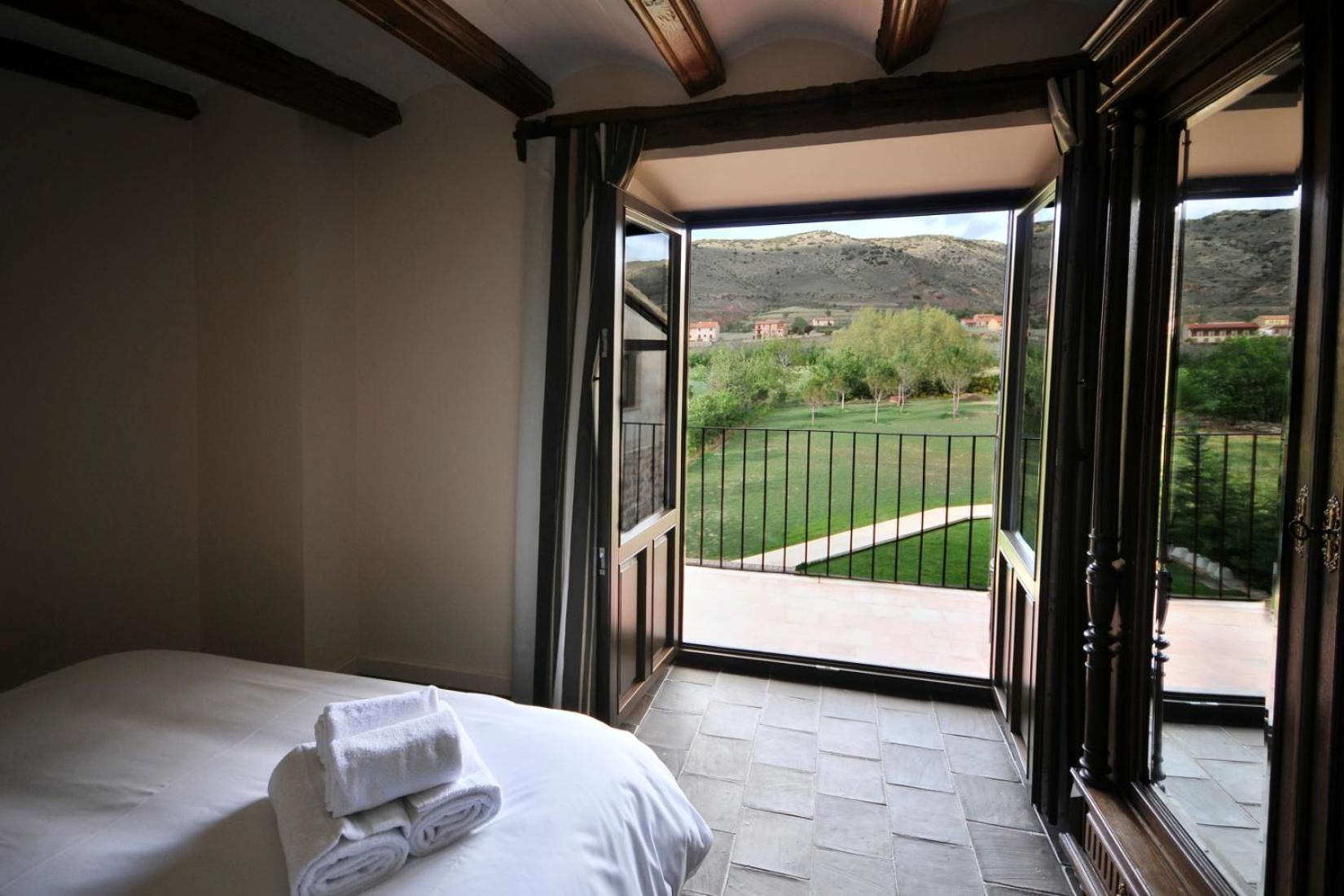 דירות La Casa Grande De Albarracín מראה חיצוני תמונה